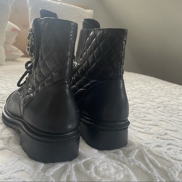 Quilted leather combat boots - Picture 4 of 7